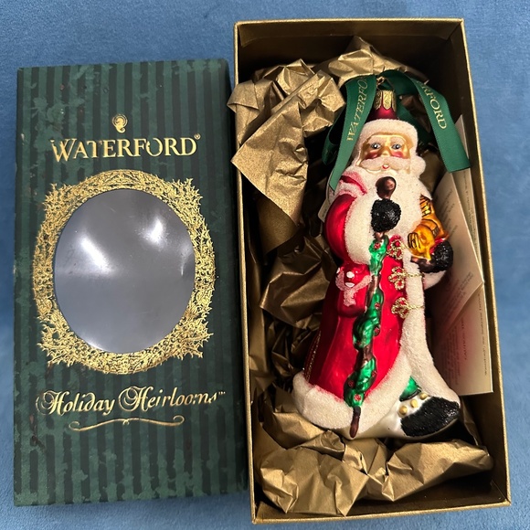 Waterford Holiday Heirloom, Vintage 2000 Santa, third edition glass ornament. - Picture 1 of 5